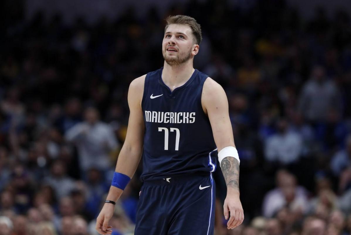 了轩然大波 了轩然大波